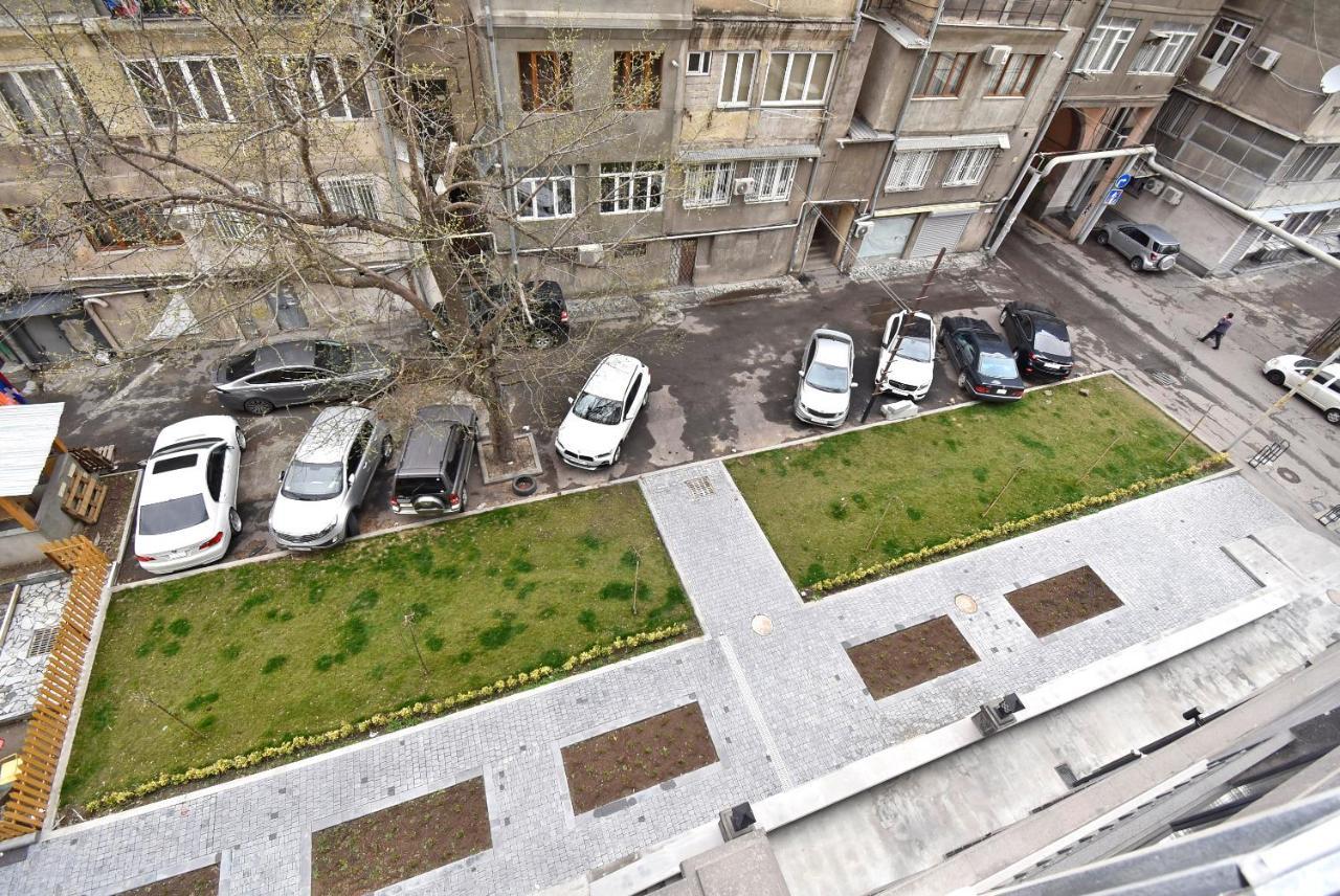 Home4You Apartments On Koghbatsi Erévan Extérieur photo