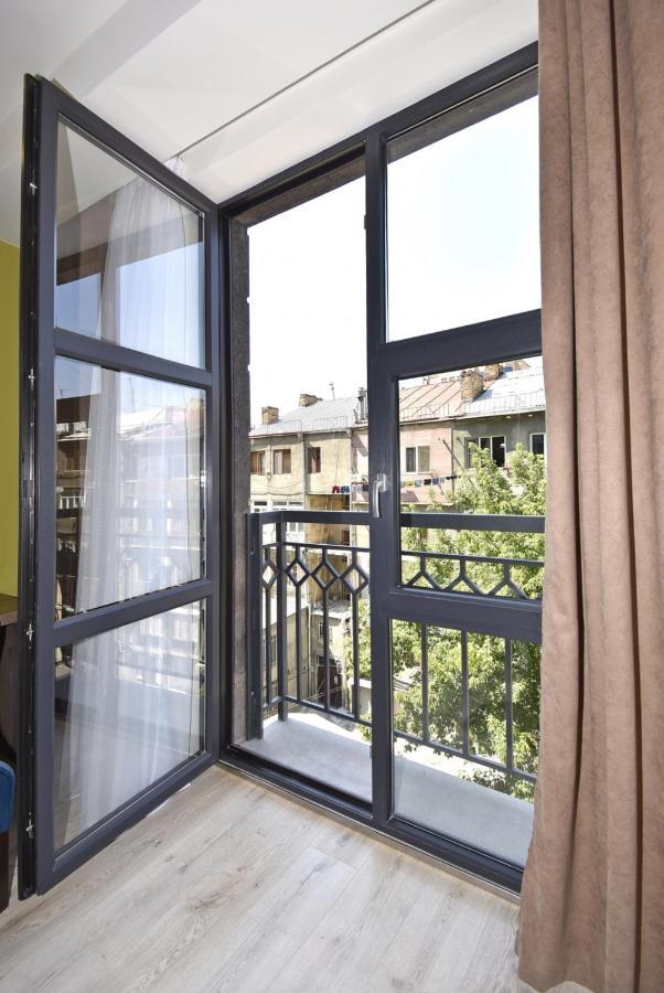 Home4You Apartments On Koghbatsi Erévan Extérieur photo